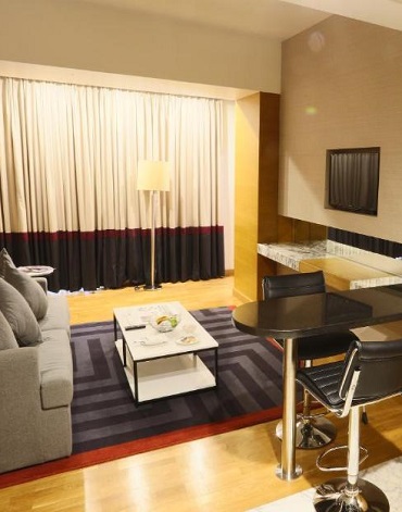 IDEAL HOTEL Main image 1